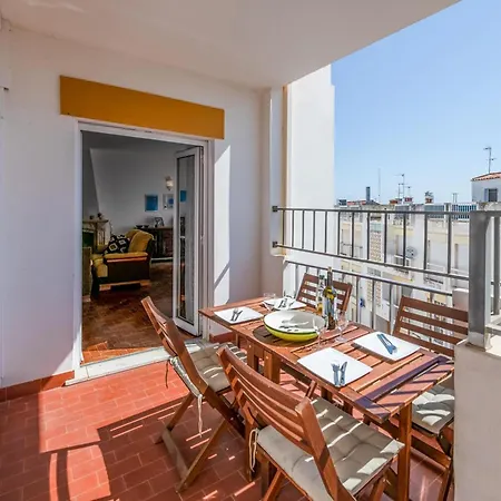 Apt. Ghs Nest Лагуш