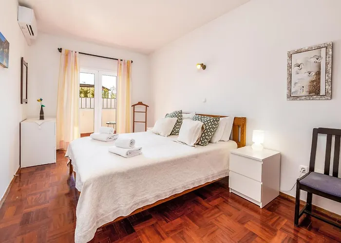 Apt. Ghs Nest Apartment